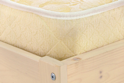 Кровать Бони, спальное место 90х200, массив