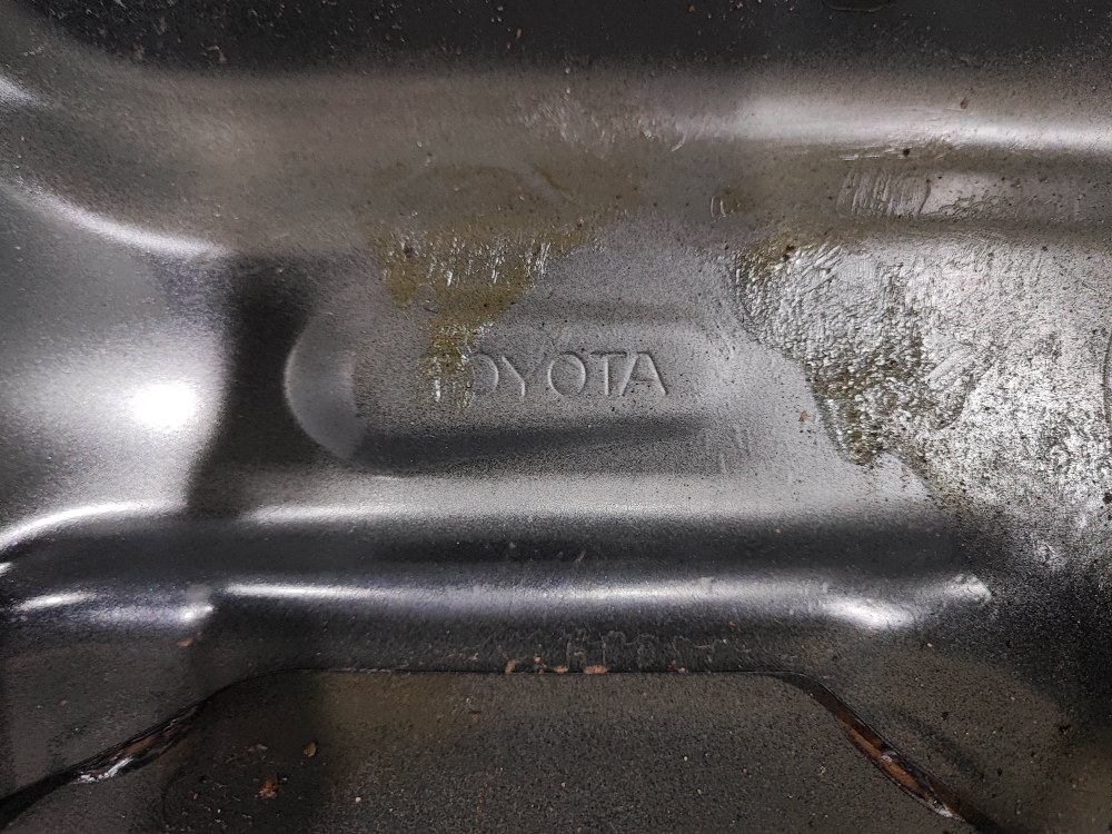 Крышка багажника Toyota Camry (XV70) 17-21 Б/У Оригинал 6440133760