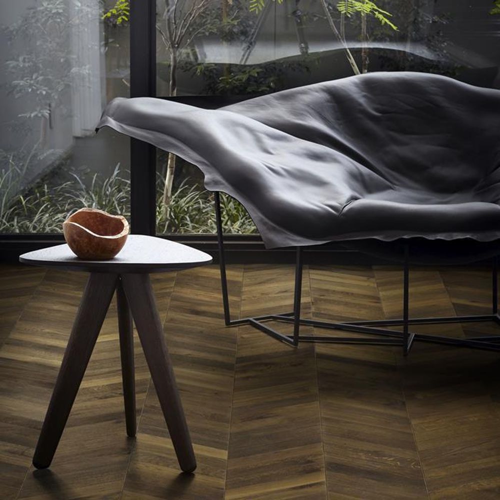 Инженерная доска Kahrs Дуб Шеврон темно-коричневый DARK BROWN