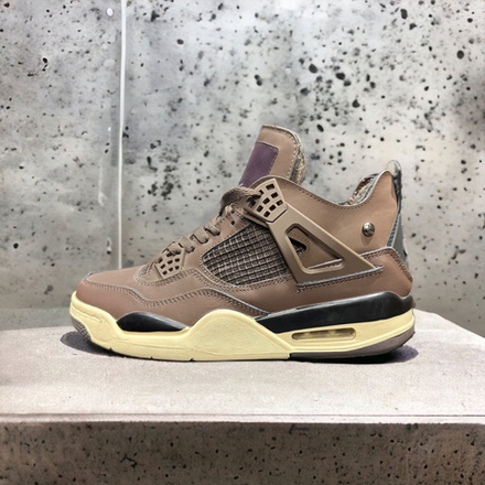 Nike Air Jordan 4 • Violet Ore