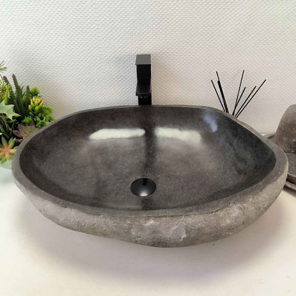 Раковина из речного камня RS63546 (62*47*16) 0124