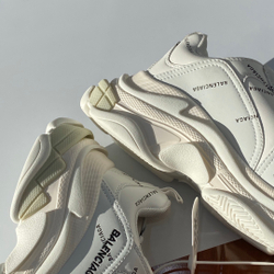 Balenciaga Triple S