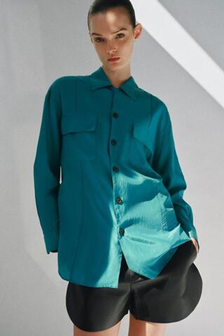 ZARA РУБАШКА СВОБОДНОГО КРОЯ С КАРМАНАМИ — ZW COLLECTION, НЕФТЯНОЙ