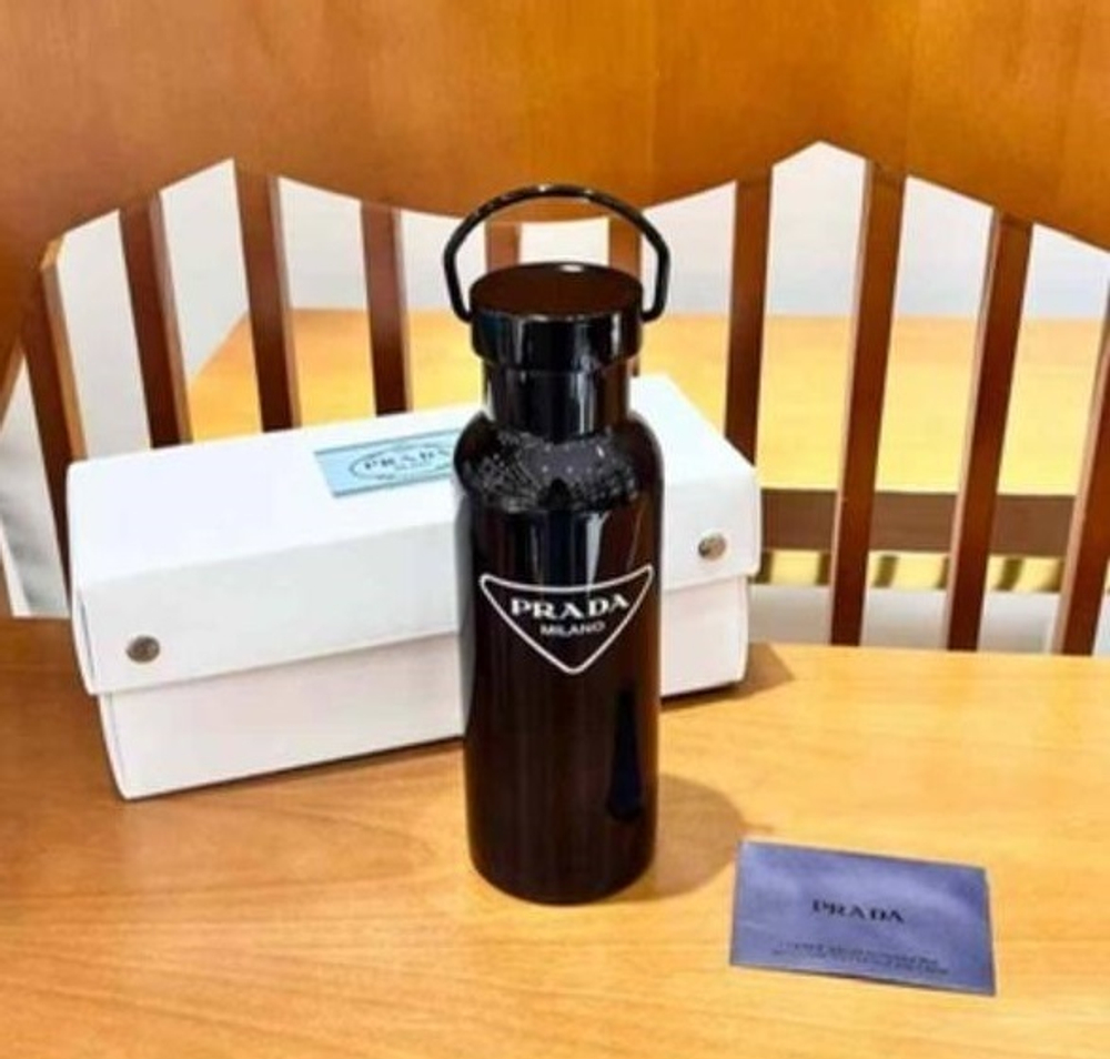 Бутылка для воды Prada 500 мл.