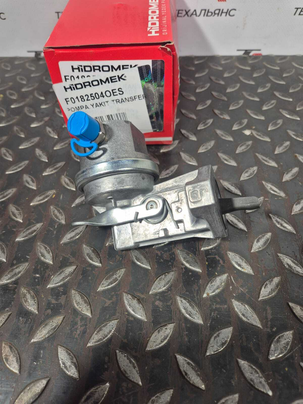 Насос топливоподкачивающий (ТННД) F01/82504