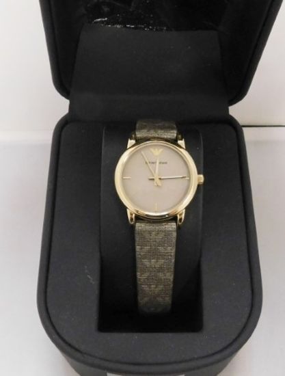 Женские наручные часы Emporio Armani AR1838