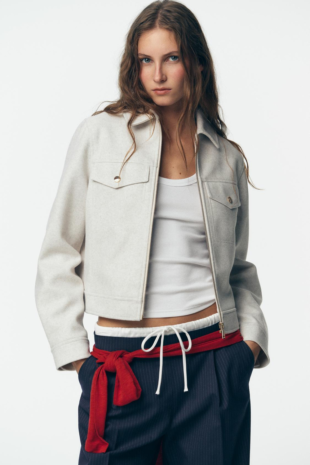 ZARA КУРТКА ИЗ МЯГКОЙ ТКАНИ НА МОЛНИИ, ЭКРЮ