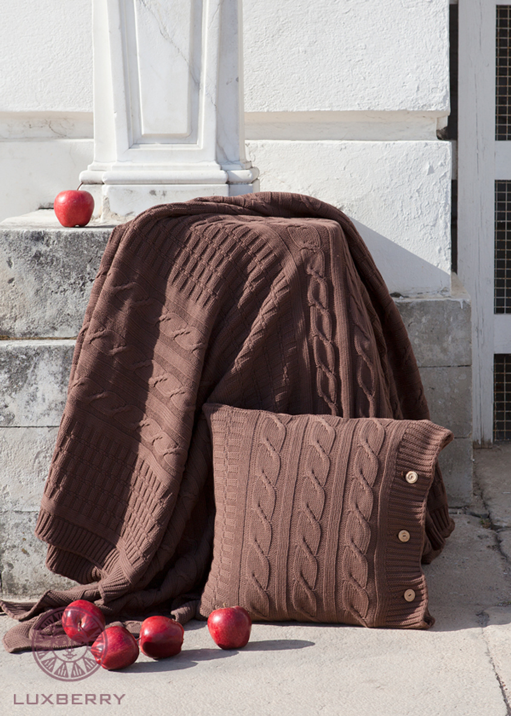 Плед-покрывало 220x240 Luxberry Imperio 233 коричневое Португалия