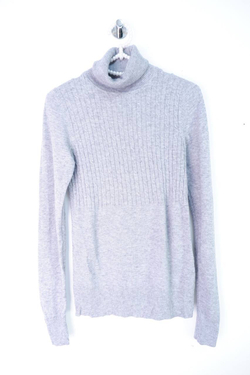 Джемпер Emonу лаконичный, маркировка М, визуально на 46 размер