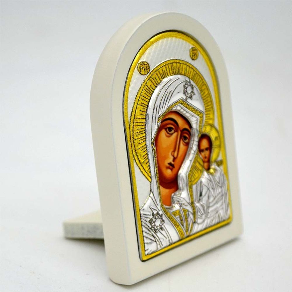 Казанская икона Божьей Матери в серебряном окладе. 4 х 6 см