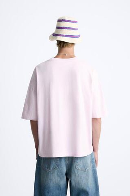 ZARA ФУТБОЛКА С КОНТРАСТНЫМ ПРИНТОМ TIE-DYE, РОЗОВЫЙ