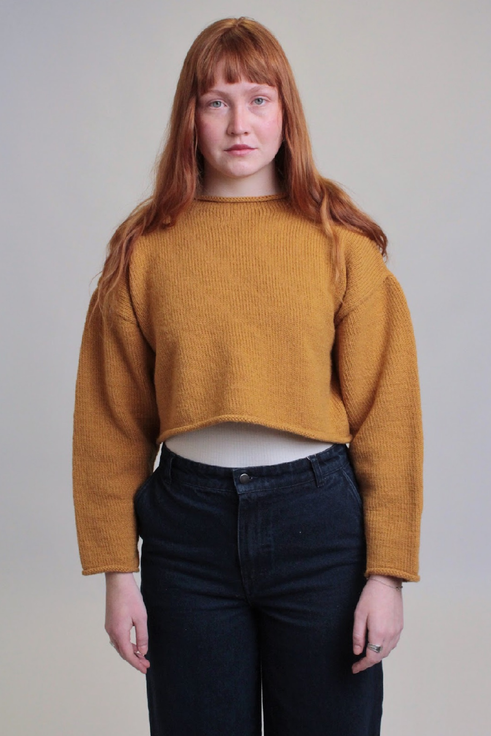 Укороченный свитер из шерсти оранжевый