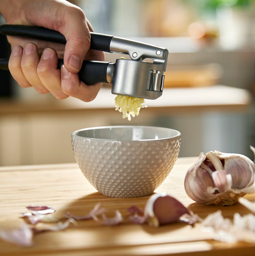 ИКЕА 365+ ВЭРДЕФУЛЬ IKEA 365+ VARDEFULL Пресс для чеснока, черный