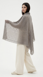 Оренбургский пуховый платок П2-130-03 серый