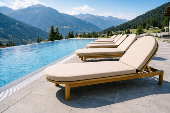 Шезлонг-лежак деревянный с матрасом (не для HoReCa) Pill цвет светлый/бежевый