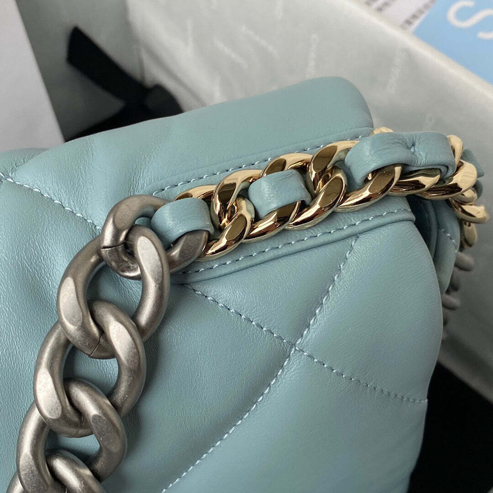 Chanel 19 Large 30 cm
