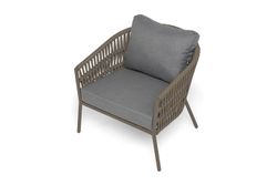 "Комо" кресло плетеное из роупа, каркас алюминий бежево-серый (RAL7006) муар, роуп серо-коричневый 23мм, ткань темно-серая 027
