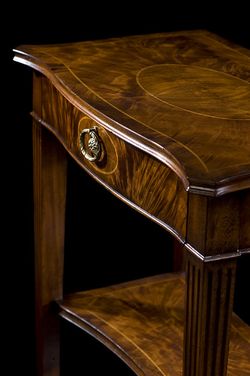 Стол консольный "Одли-Стрит"