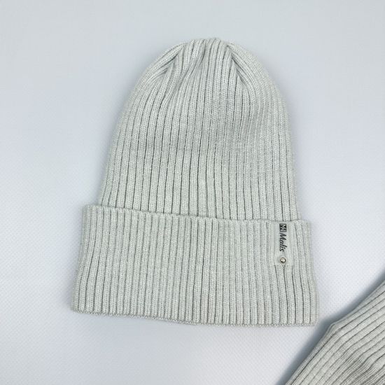 Шапка со снудом, Серое облако