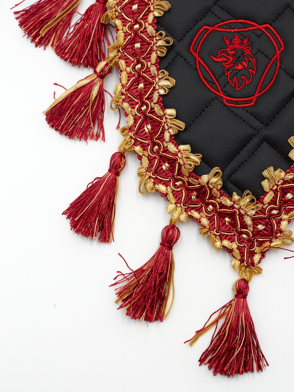 Вымпел тройной SCANIA (экокожа, черный с красными кисточками)