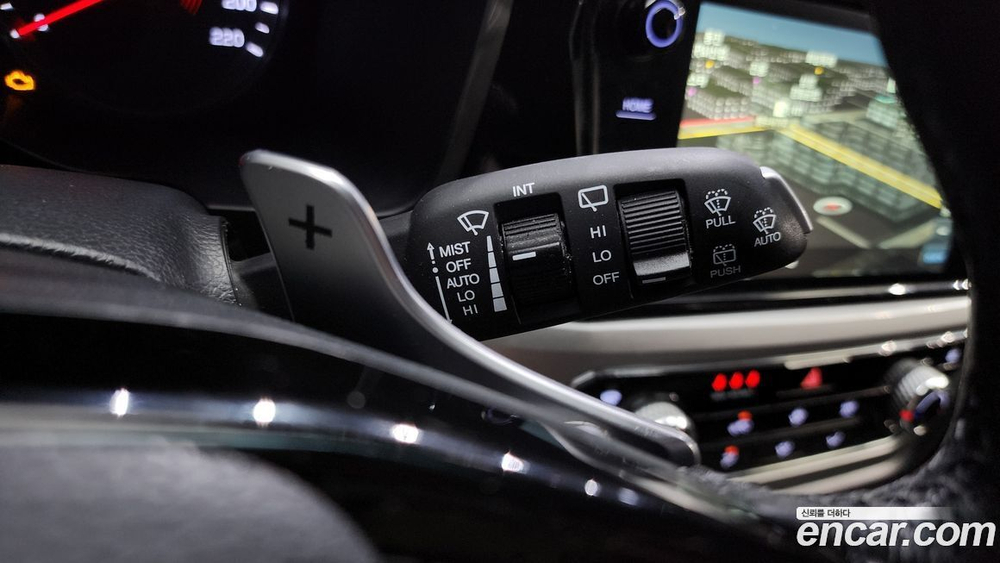 KG Mobility (Ssangyong) Beautiful Korando Дизель 1.6 4WD 딜라이트 Plus (08.2019)