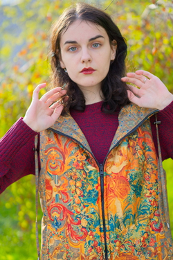 Двусторонний жилет "Четыре стихии", по мотивам фламандских гобеленов 17 века "Времена года, четыре стихии"