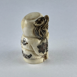 Статуэтка нэцкэ Шоу-Син с драконом