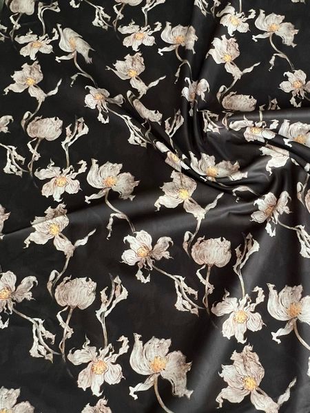 БЕЛЫЕ ЦВЕТЫ НА ПРИГЛУШЕННО ЧЕРНОМ ФОНЕ - 100% хлопок 4