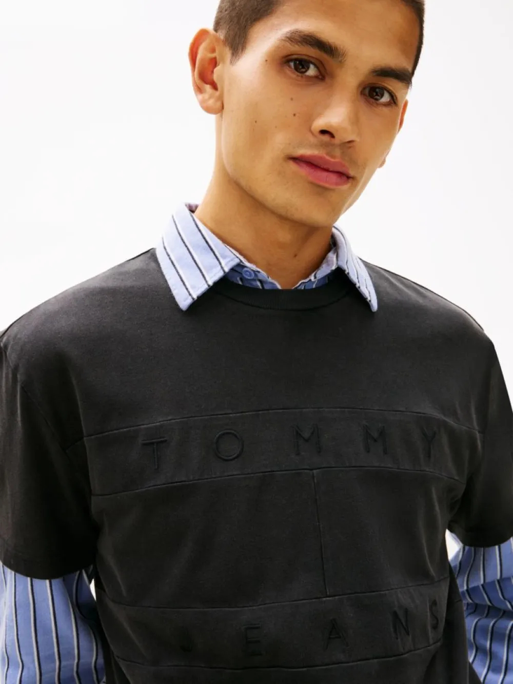 Футболка мужская TOMMY JEANS TJM REG TONAL FLAG S