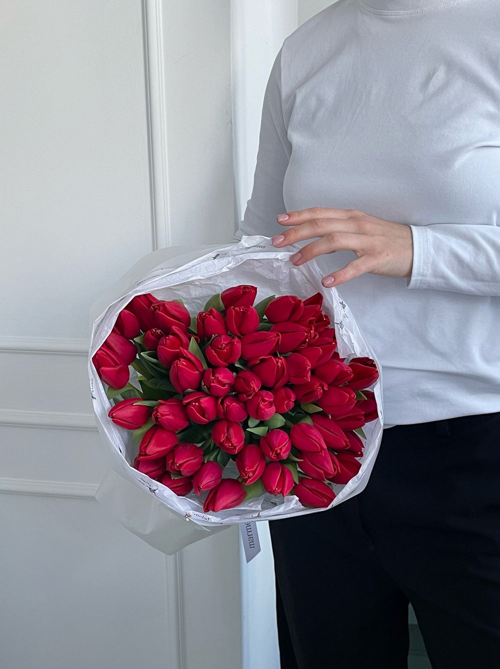 Букет из 51 красного тюльпана