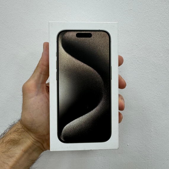 Apple iPhone 15 Pro 2568gb ,серый Титан (НОВЫЙ)