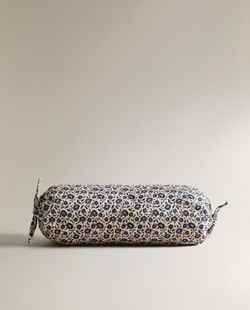 ZARA HOME ДЕТСКАЯ ПОДУШКА С ЦВЕТОЧНЫМ УЗОРОМ, СИНИЙ