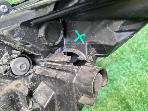 Фара правая Toyota RAV4 5 XA50 (2018-н.в.) LED