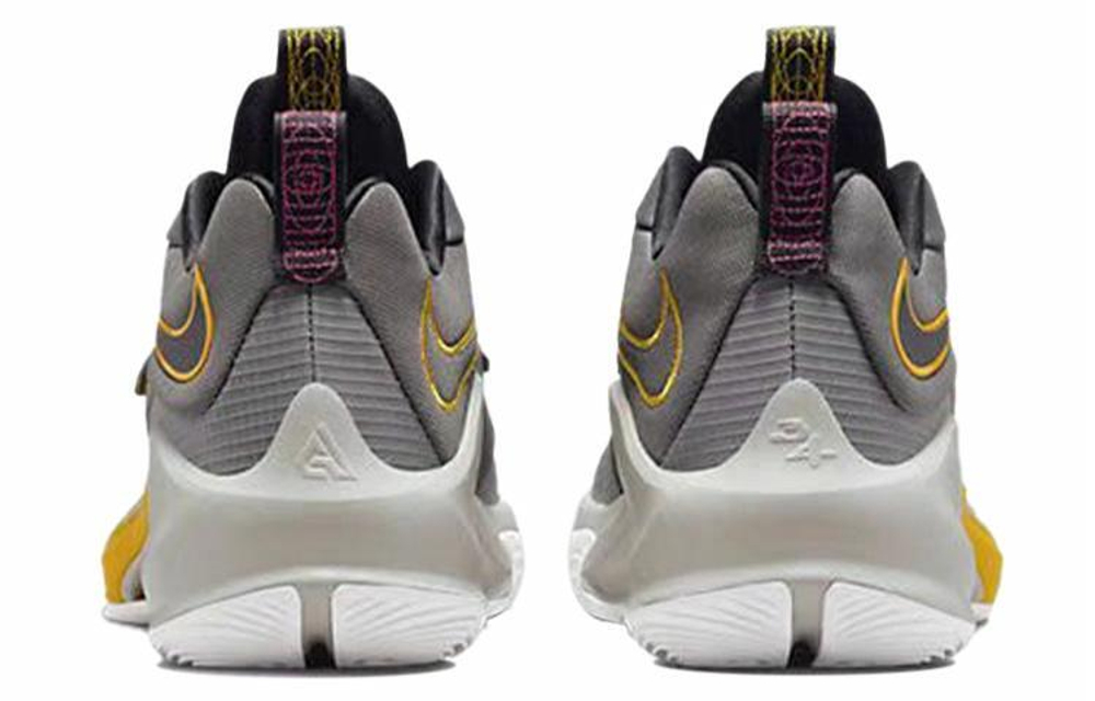 Кроссовки Nike Freak 3 Zoom Ep