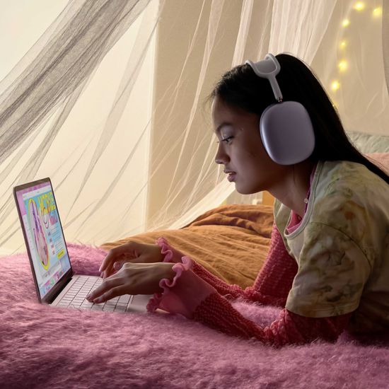 Apple MacBook Neo 13" (A18, 6C СPU/5С GPU, 2026), 8 ГБ, 512 ГБ SSD, синий индиго