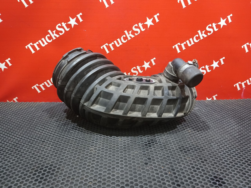 Патрубок воздушного фильтра 2021г