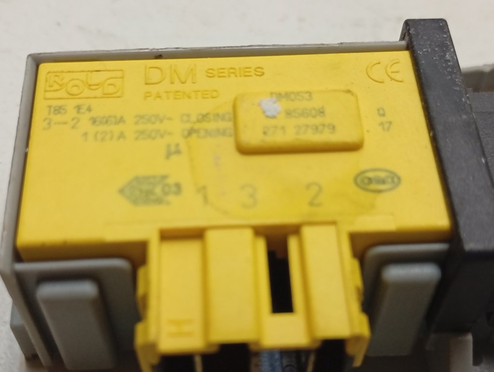 CS41061DB1/2-07 кт53 Устройство блокировки люка для стиральной машины Candy б/у