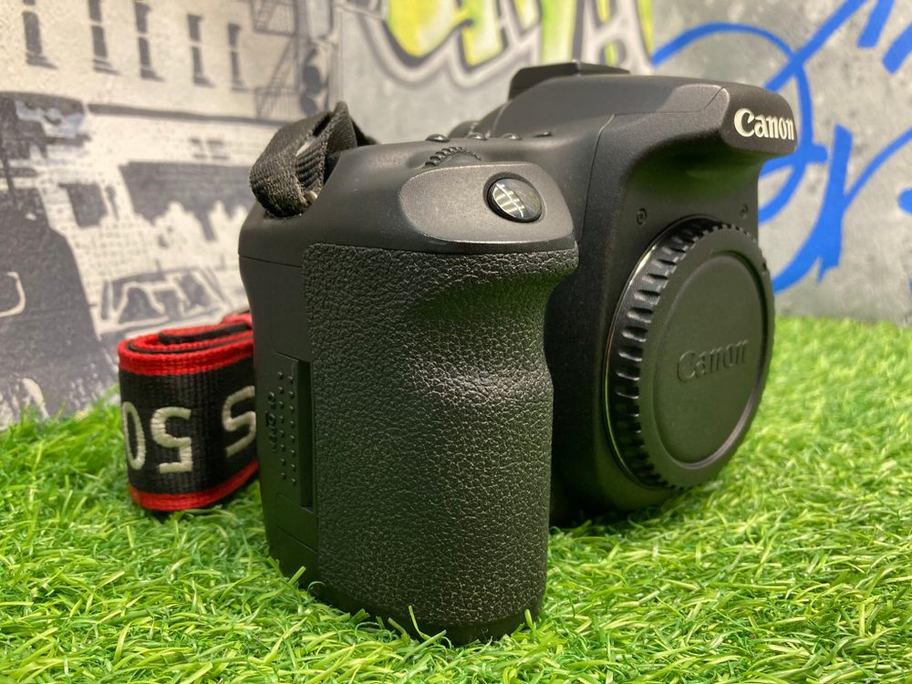 Canon EOS 50D 17.000 кадров