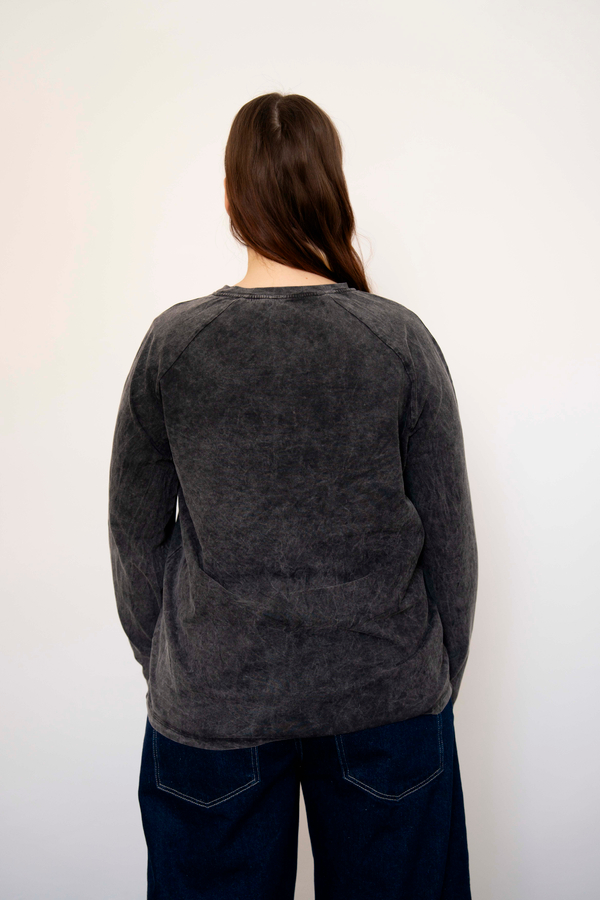 Лонгслив из вареного трикотажа