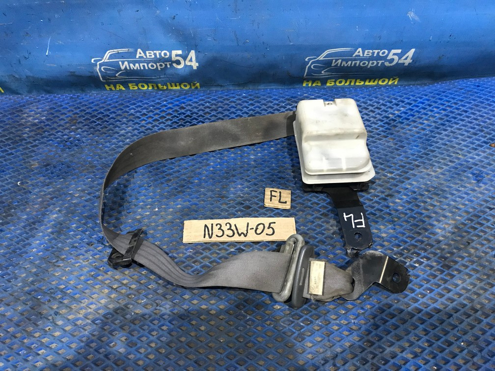Ремень безопасности передний левый MITSUBISHI CHARIOT 1995