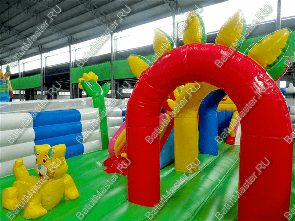 Коммерческий надувной батут "Радужный город 2" 12*6*3 м