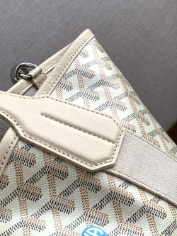 Goyard Belharra PM Bag
