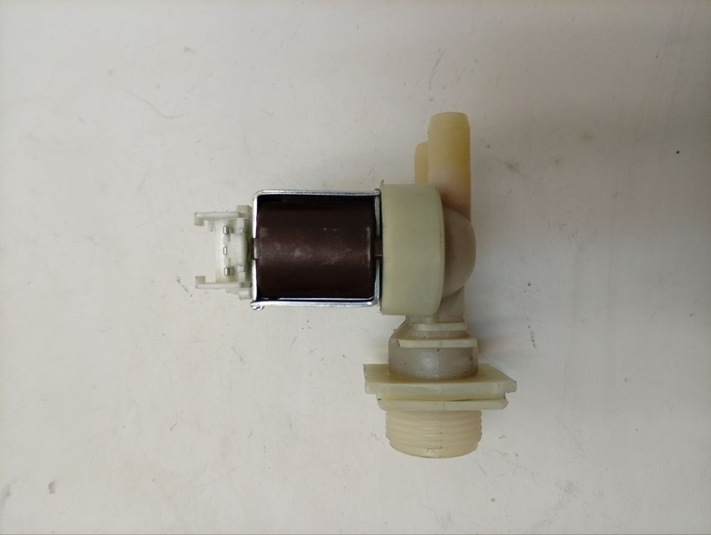 WAE20443OE кт16 Клапан подачи воды для стиральных машин Siemens Bosch 428210 б/у