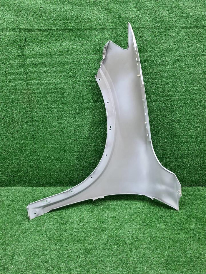 Крыло переднее правое Geely Tugella (2019-2024)