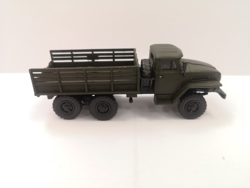 Автомобиль УРАЛ высокий борт, военный, H0