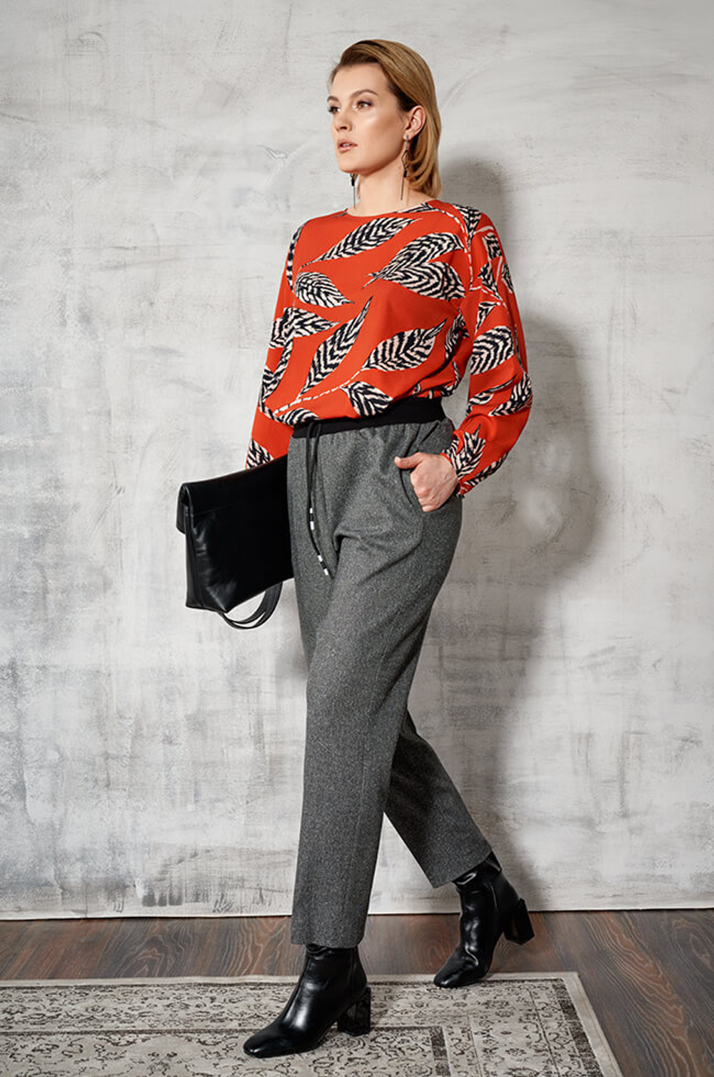 22460 Блузка женская (терракотовый принт)