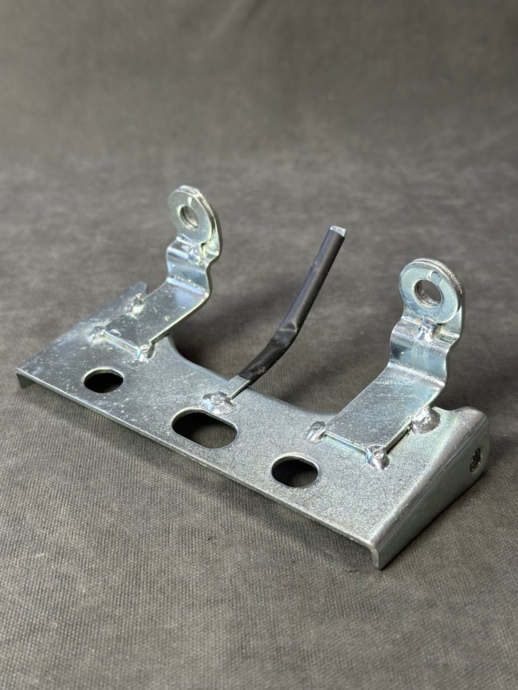 Кронштейн фонаря заднего Minsk D4 125