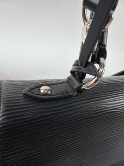 Сумка Louis Vuitton Cluny BB