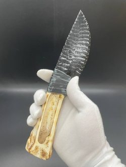 Обсидиановый клинок с рукоятью из обожженной кости 22 см