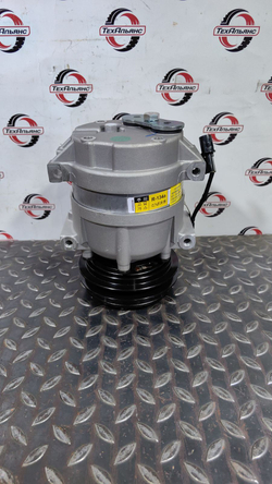 Компрессор кондиционера 11Q6-90040